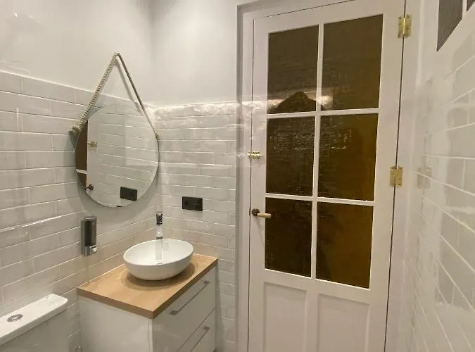 Rosa La Bonita 阿维莱斯