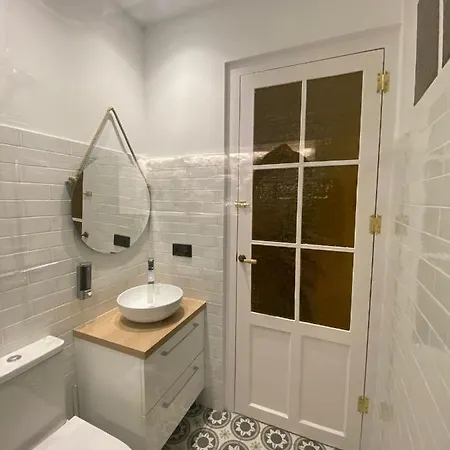 Rosa La Bonita Avilés